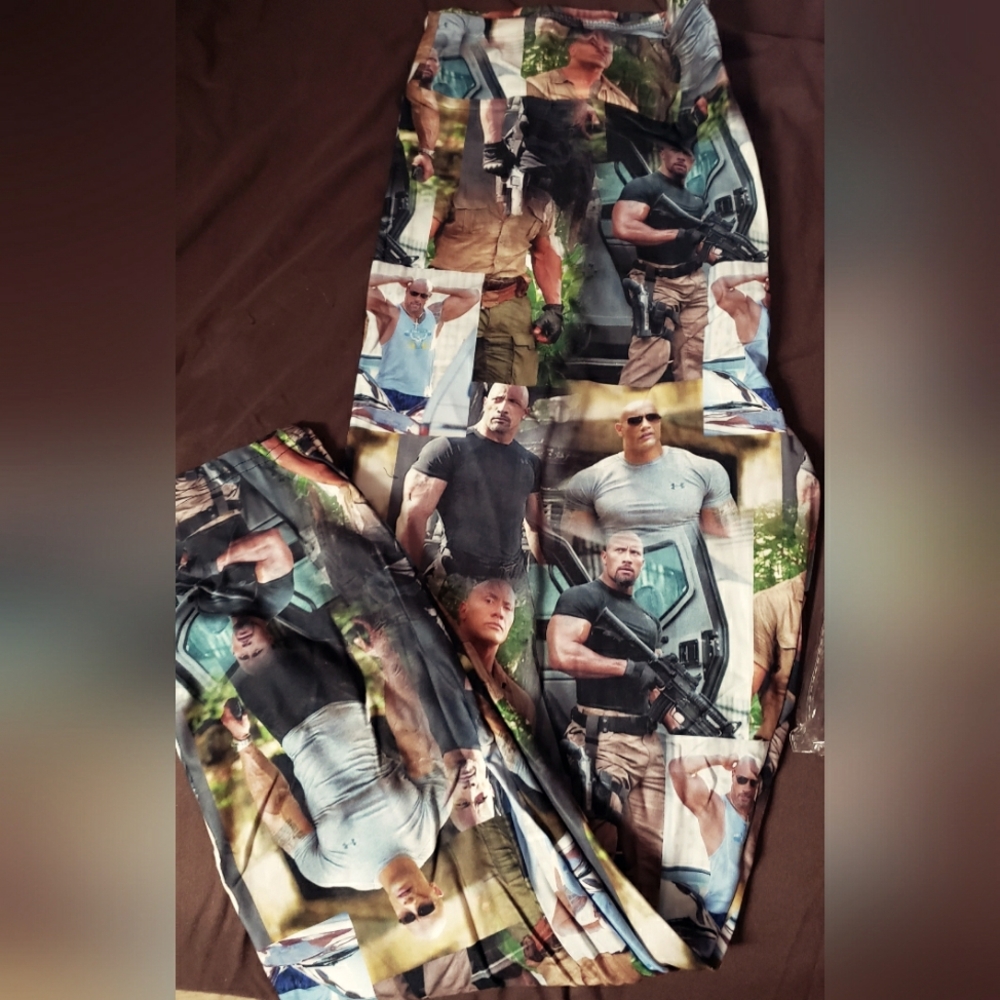 New In Package "The Rock" Plus Size Leggings